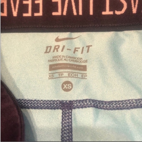 Nike Dri-Fit Size XS Running Sporty Athletic Activewear Leggings - Picture 6 of 10